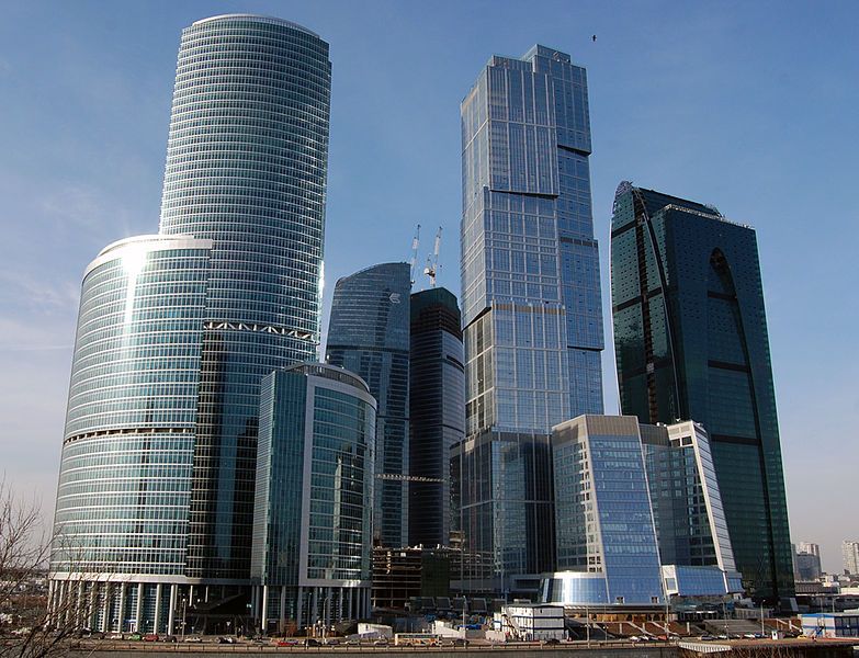  - Moskiewskie Centrum Biznesowe w 2010 roku, © Źródło: http://pl.wikipedia.org/wiki/Lista_najwy%C5%BCszych_budynk%C3%B3w_w_Moskwie, fot. Bradmoscu, licencja: [CC-BY-SA 3.0 Deed] 