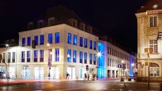 Plac Zamkowy – Business with Heritage na niebiesko