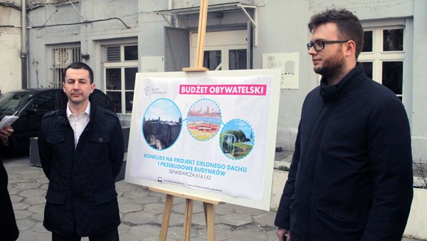  - Marcin Obijalski dyrektor Biura ds. Rewitalizacji i Rozwoju Zabudowy Miasta UMŁ i Bartosz Poniatowski z Biura Architekta Miasta, fot. uml.lodz.pl