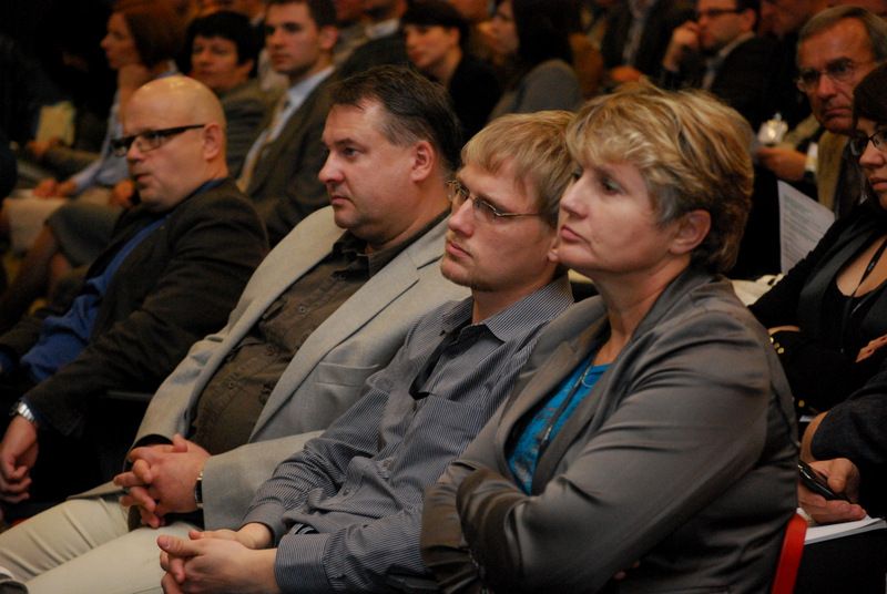  - Uczestnicy konferencji słuchają II bloku konferencji: Zielone Biurowce w Polsce