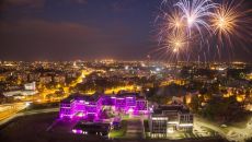 Fajerwerki nad Business Garden we Wrocławiu