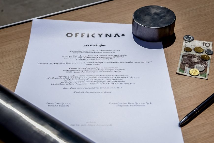  - Akt erekcyjny pod budowę biurowca Officyna