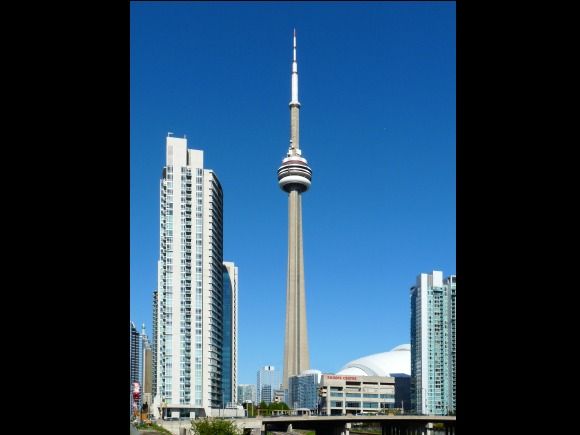  - CN Tower, Copyright Edvard Mahnic