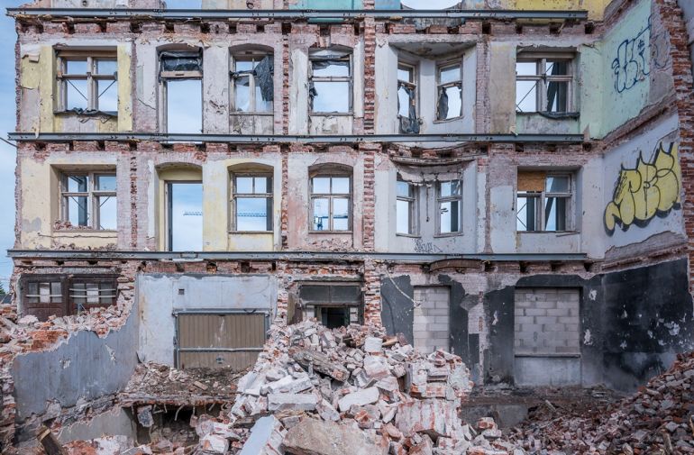 Tenement House At Jagiełły Street In Wroclaw - Revitalization Works