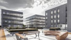 Nowy biurowiec na start