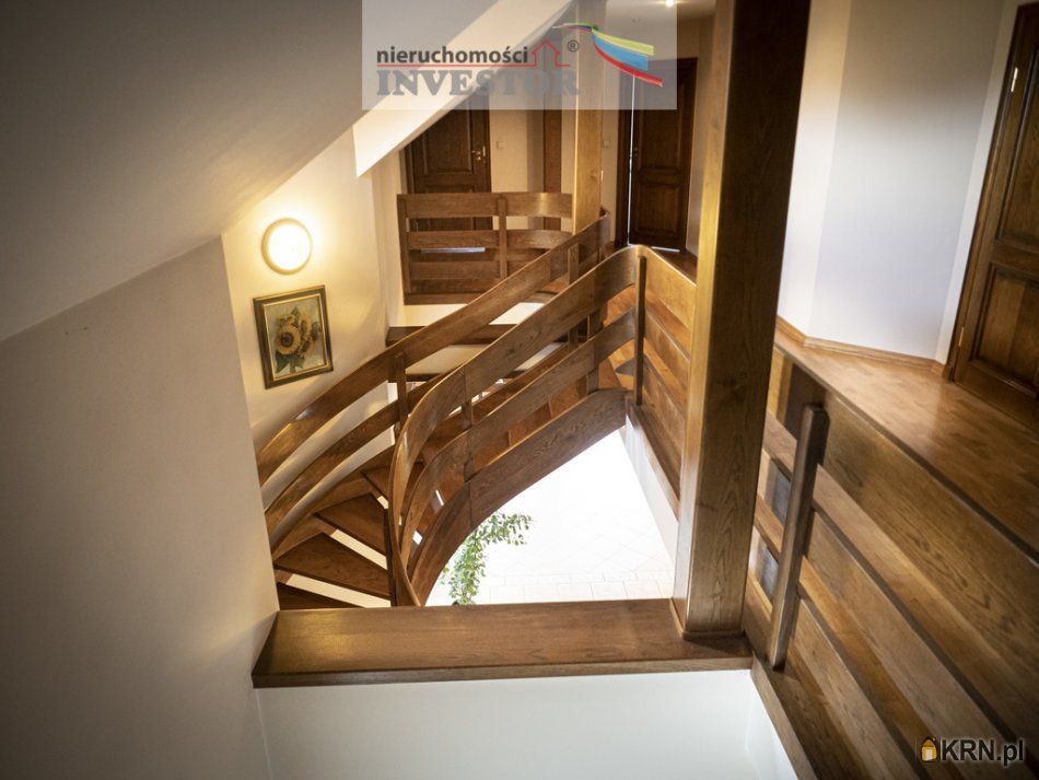 Kobyłka - 400.00m2 - 