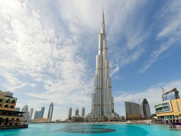  - Burj Khalifa, Copyright Axel Schmies
