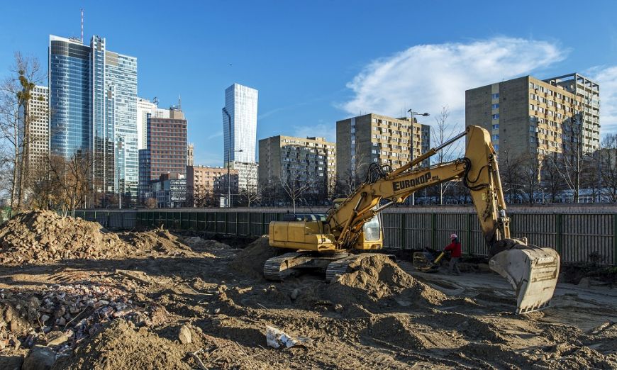  - Mennica Legacy Tower - construction site