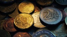 Will Mennica build office blocks?