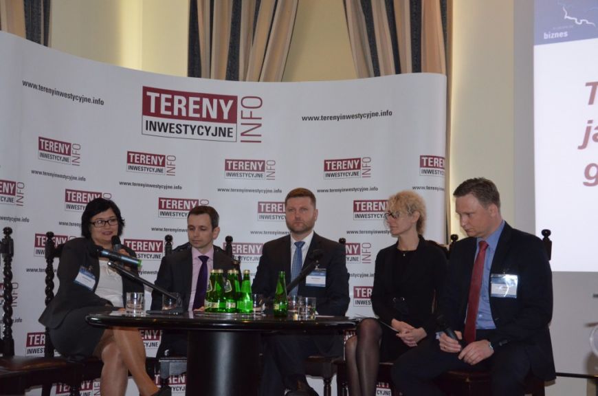  - I panel dyskusyjny: Moderator: Tomasz Olszewski, Iwona Chojnowska-Haponik, Maciej Madejak, Paweł Markowski, Katarzyna Szczyrba