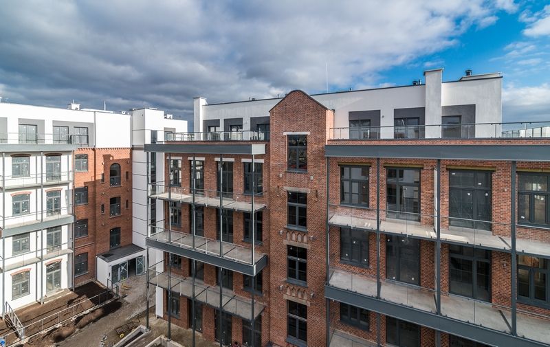  - Mini-housing estate is being realized in two revitalized buildings (larger A and smaller B) in Przedmieście Oławskie