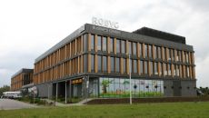 Difficult choices of the office tenant