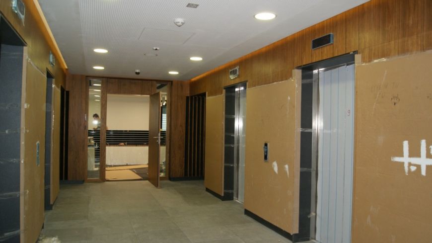  - Wejścia do wing na parterze