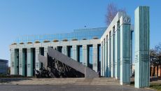 Uncertain future of the owners of properties within perpetual usufruct