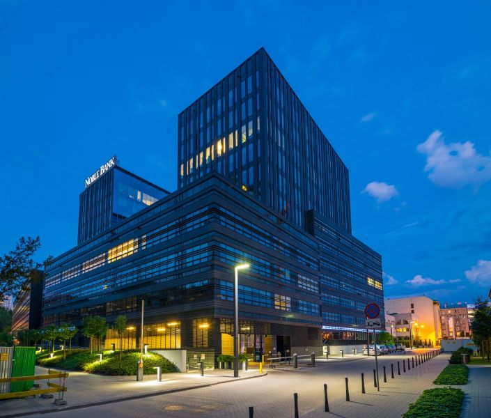  - Wola Center 
