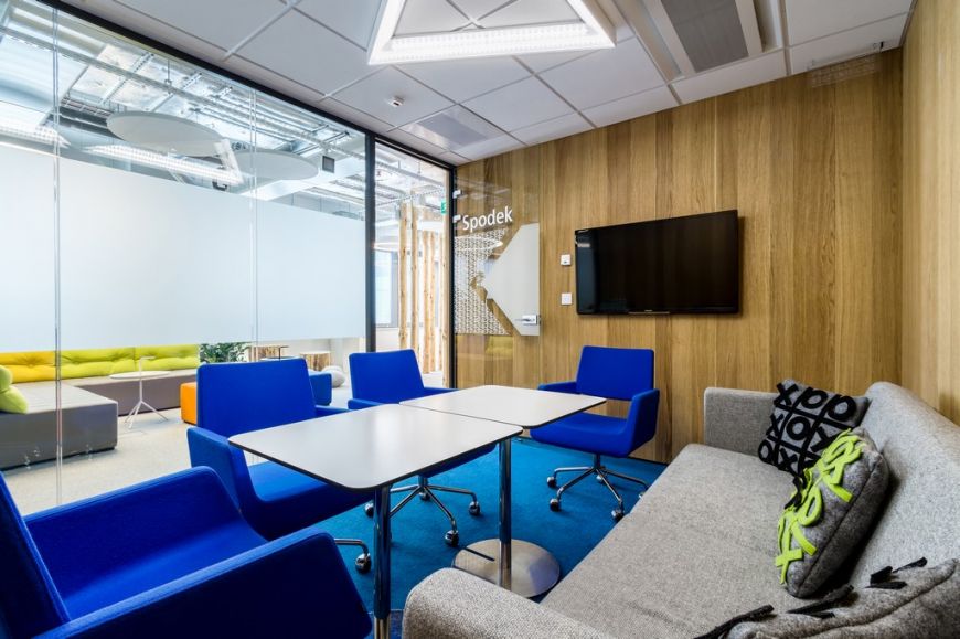  - 8 conference halls with different sizes were intended for conducting teleconferences or offical meetings 