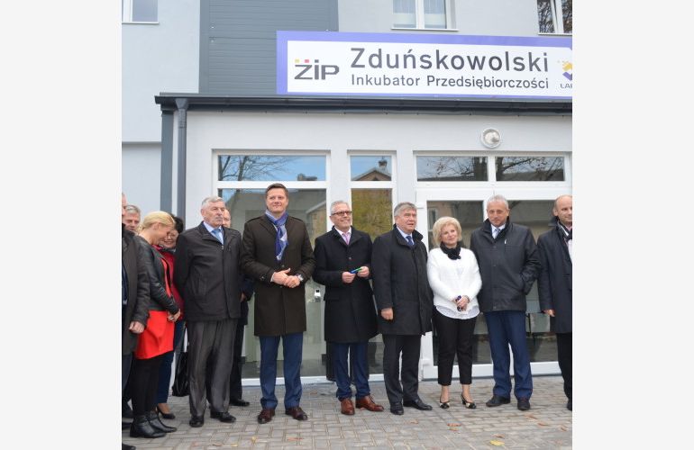 Opening of the Entrepreneurship Incubator in Zduńska Wola (source: larr.pl)