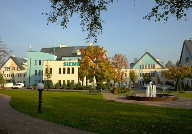  - Fontanna położona w centrum Wrocławskiego Parku Biznesu