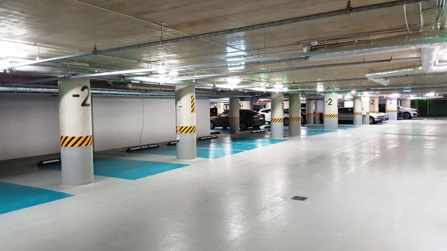  - Parking podziemny w Quadrum Business City w Wilnie (fot. Flowcrete Polska)