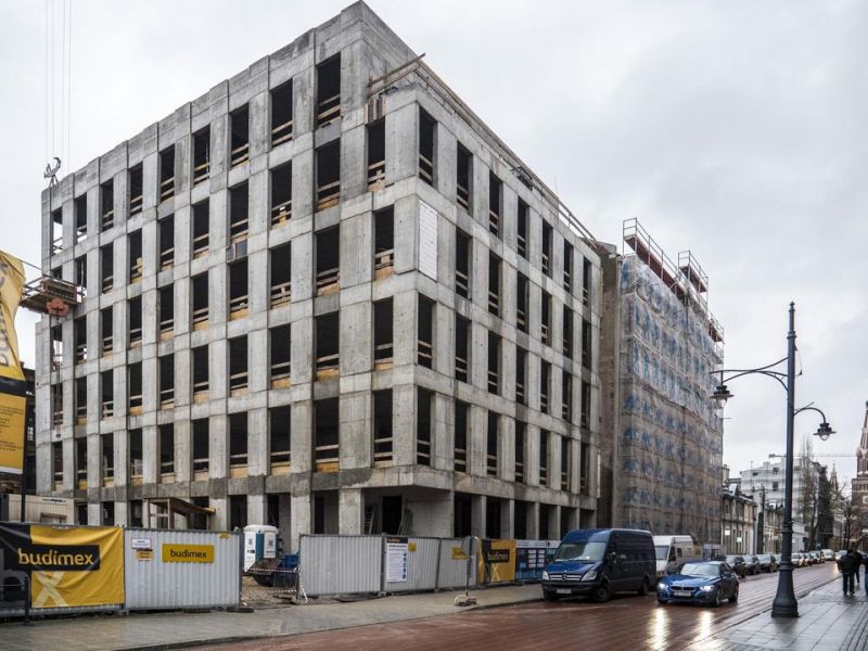  - TEAL OFFICE - topping out (pic Town Hall of the City of Lodz)