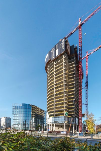  - Mennica Legacy Tower: Construction Works
