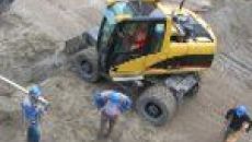 A glazed office building at Lazarza