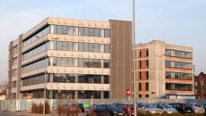 New contractor of passive office demanded