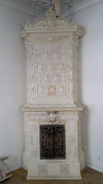  - Historical tiled stove which is a theme of one of the poems written by Białoszewski, visualization ICON Real Estate 