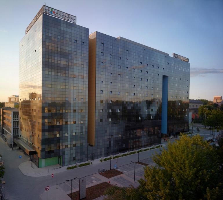 The façade of the DoubleTree by Hilton Łódź