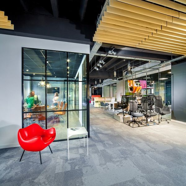  - Showroom firmy HELIKON Meble Biurowe SA