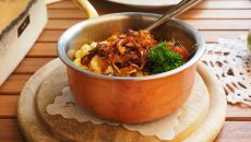 Easter courses right from a restaurant?