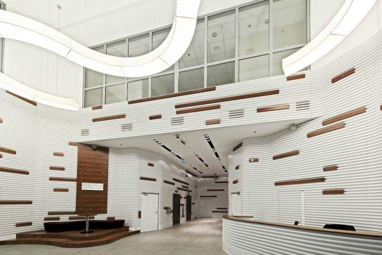 Odnowiona recepcja w budynku Europlex w Warszawie