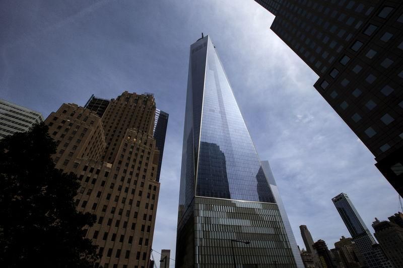  - One World Trade Center, pic REUTERS/Mike Segar