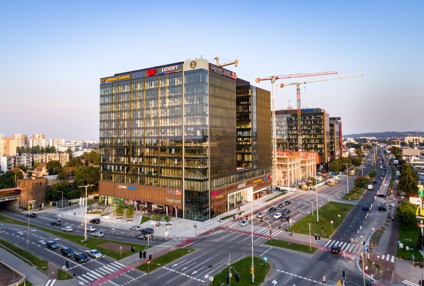  - Argon (III etap Alchemii), a w tle powstający budynek Neon oraz wcześniejsze etapy inwestycji