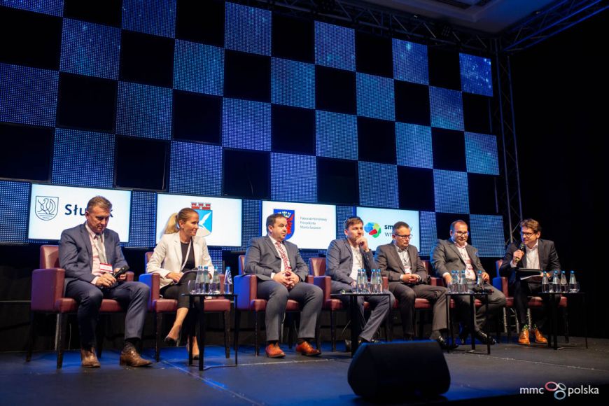  - 8th Smart City Forum