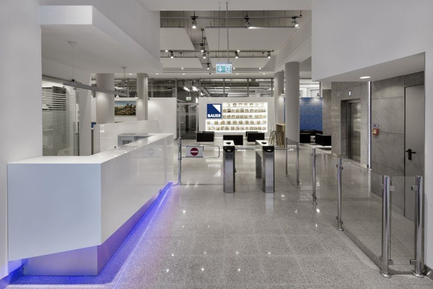  - New entrance zone - Bauer Media (pic www.yassenhristov.com)