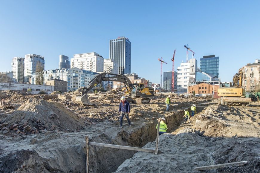  - Mennica Legacy Tower - construction site