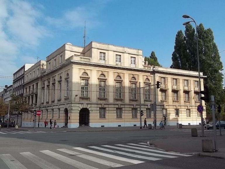 Budynek dawnego Banku Polskiego w Gdyni Fot: PrzemaS93 (Own work) [CC BY-SA 3.0 pl (http://creativecommons.org/licenses/by-sa/3.0/pl/deed.en)], via Wikimedia Commons