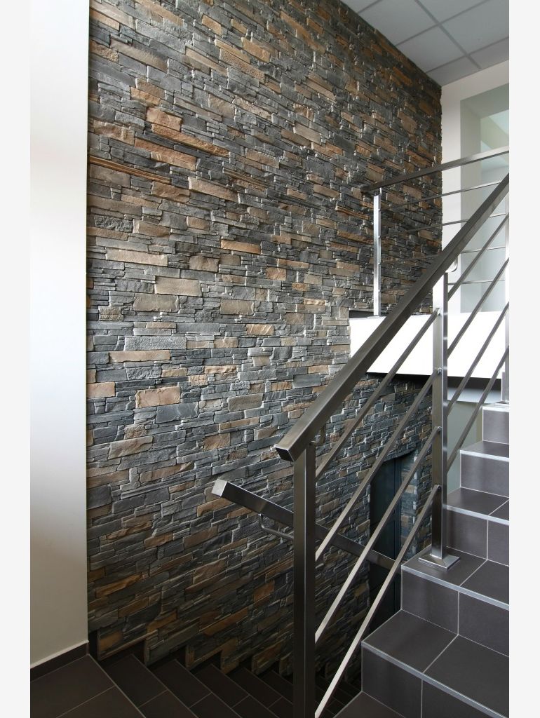 An example of stone cladding in an office, photo: STEGU