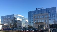 Na dłużej i w większym biurze