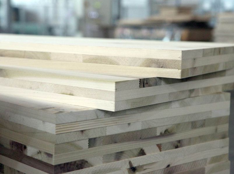  - Hardwood (CLT) glued in layers will be used for the first time in "The Smile"