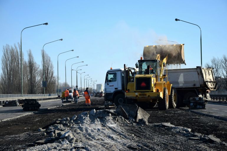 Zniszczony Most Łazienkowski, źródło: warszawa-straz.pl