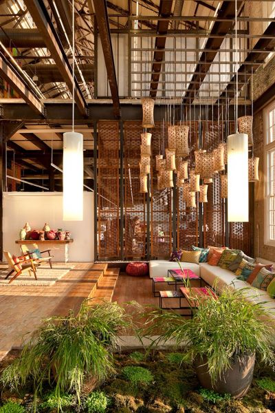 - Living plants in Urban Outfitters, Pennsylvania, Pittsburgh
